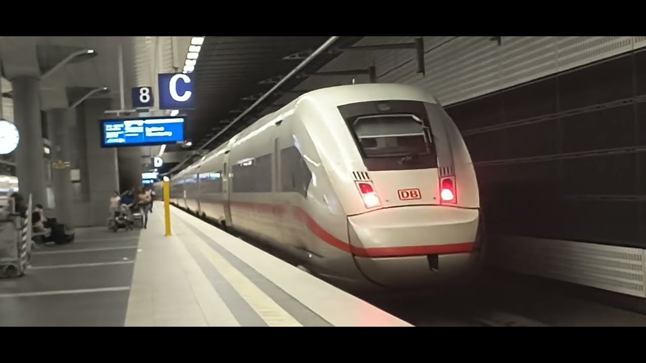 Deutsche Bahn: Der ICE 4 (Baureihe 412) bei der Einfahrt