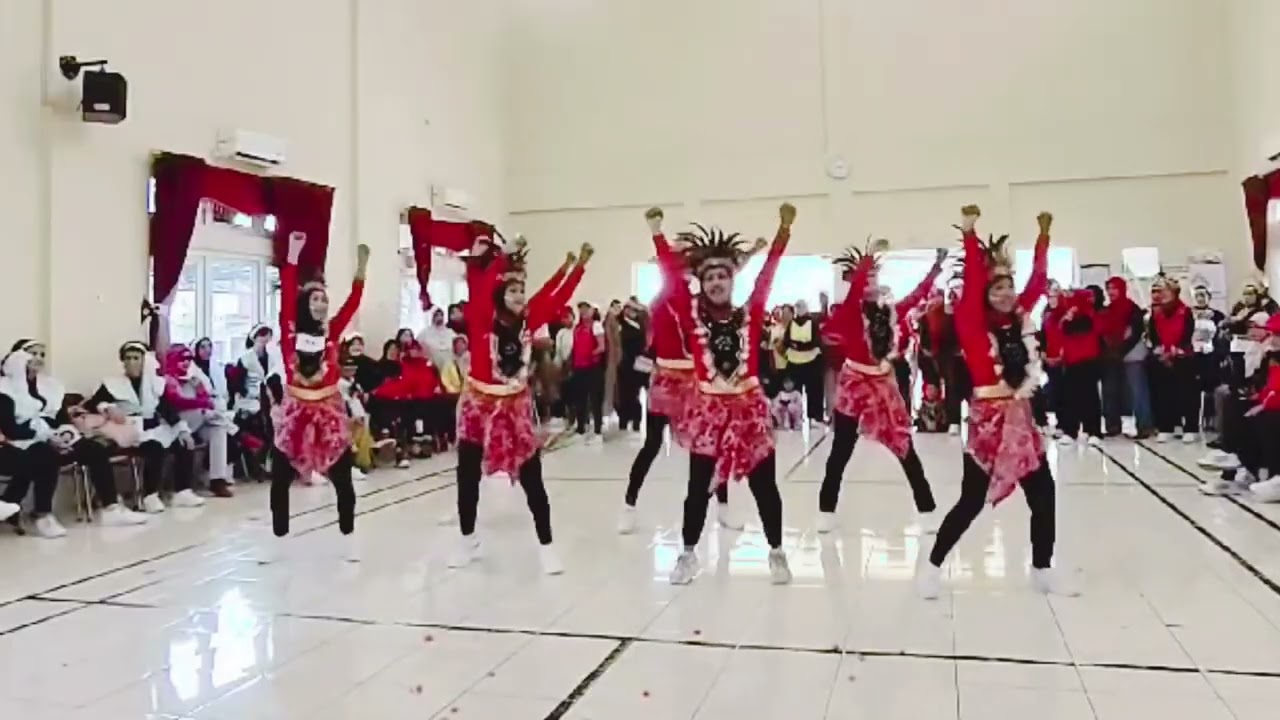 Juara Senam  Kreasi “Tamang Pung Kisah”