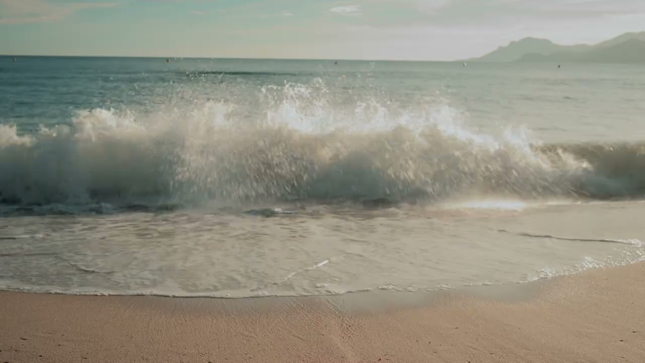Sea waves in Cannes, France, shot on Nikon ZR with internal mic sound