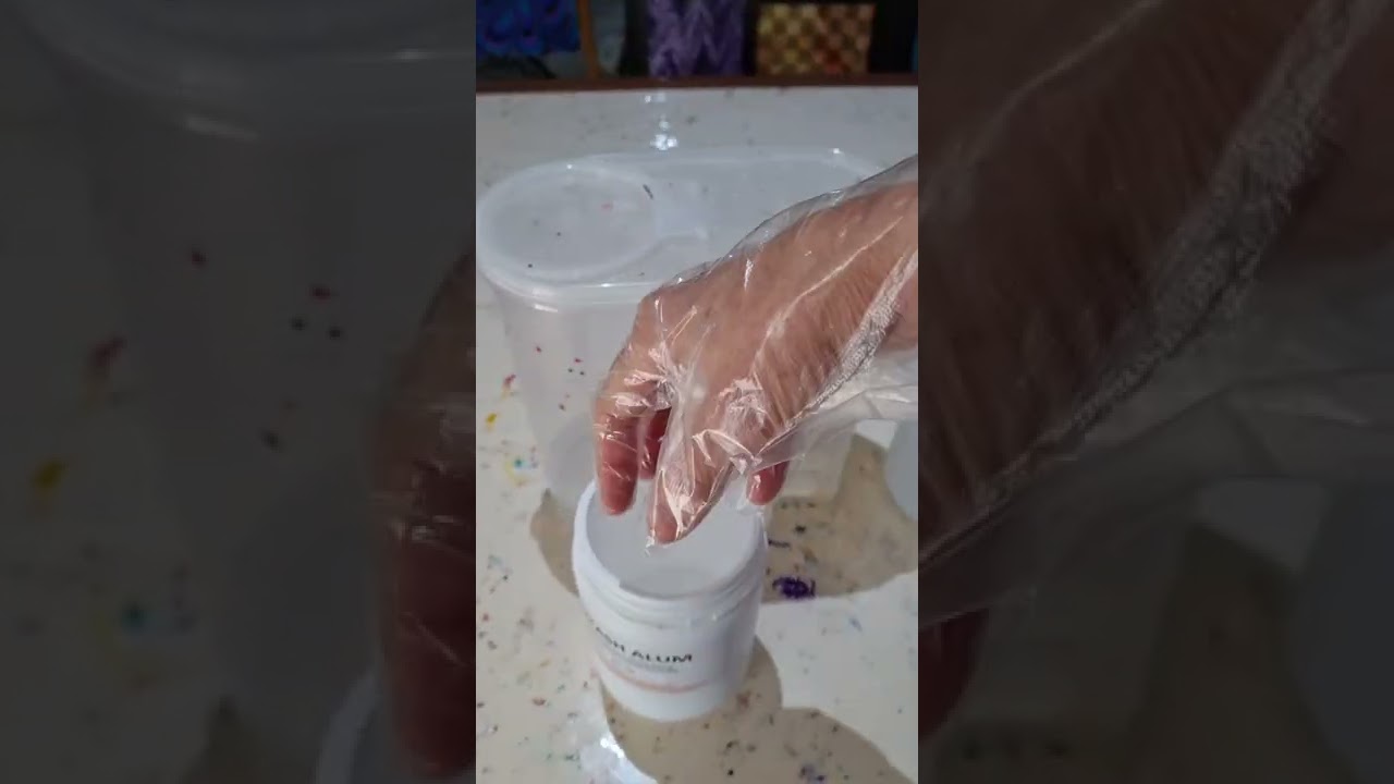 Как я готовлю свой основной раствор квасцов для водного мраморирования.