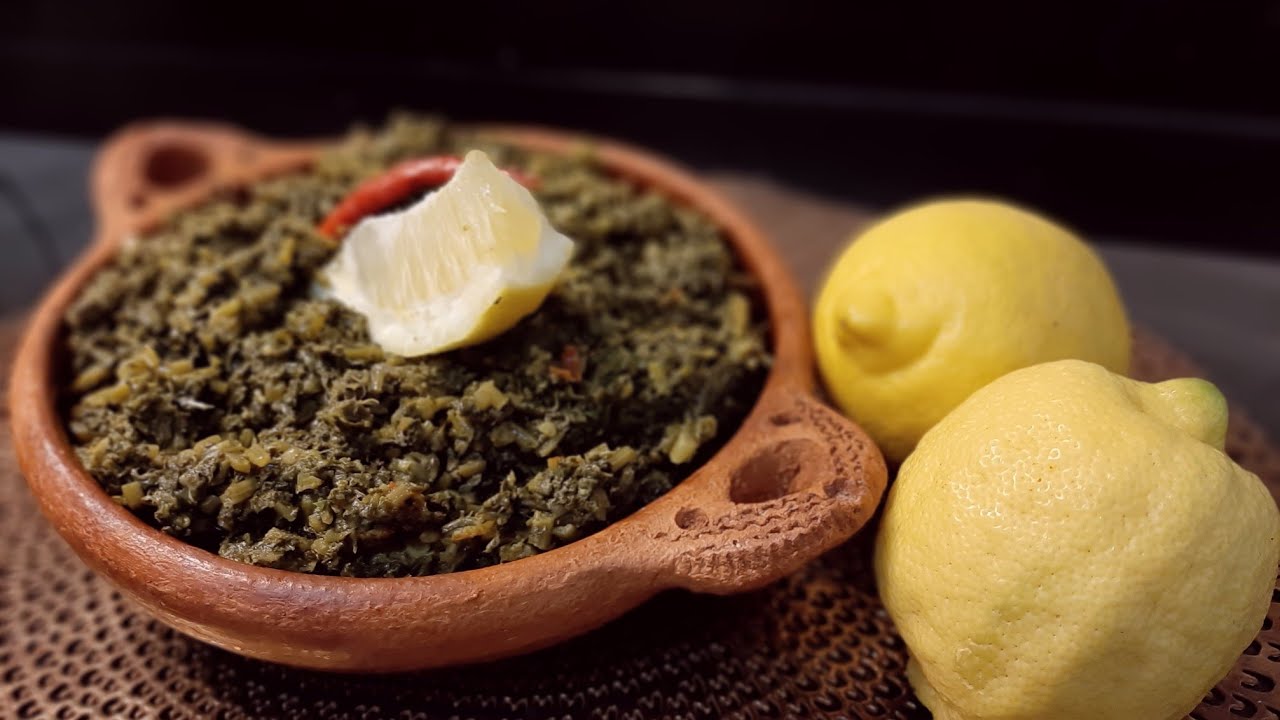 البقولة أو (الخبيزة) البلدية فالبرما ديال الطين كتجي يا سلام بشرمولة ديال ناس زمان