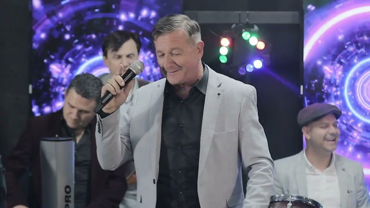 Orkestar Maestral - Kraj mene pomina