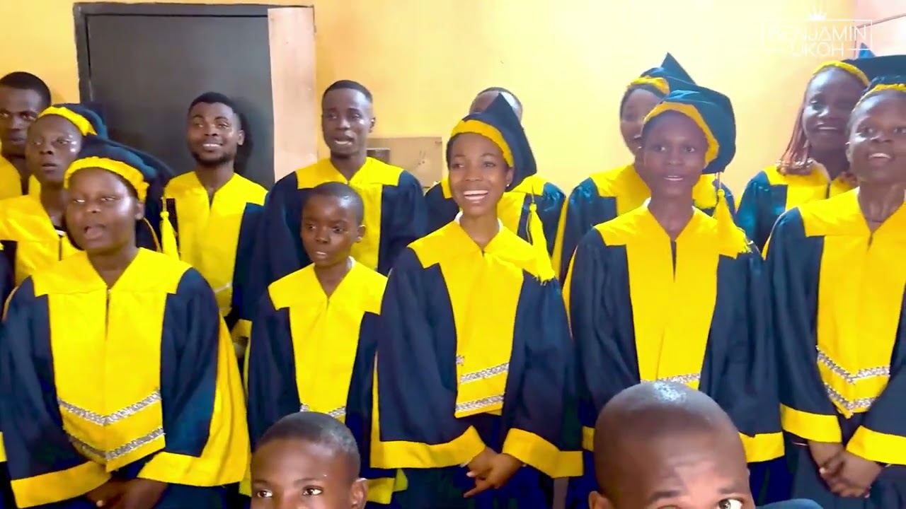 Golden Voices Chorale Aba singing 