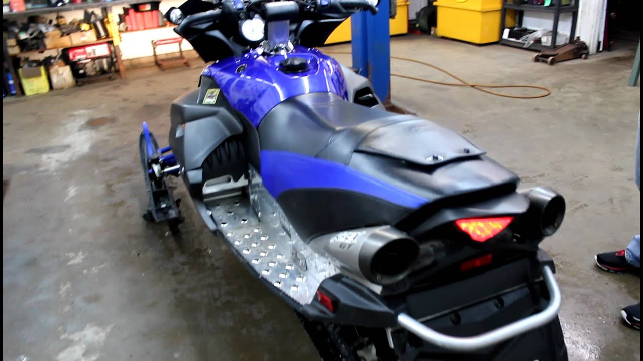 Yamaha Apex GT startup