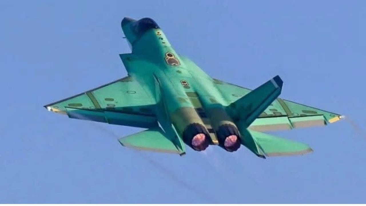 Новый китайский истребитель-невидимка J-35 запущен в серийное производство — сколько таких самоле...