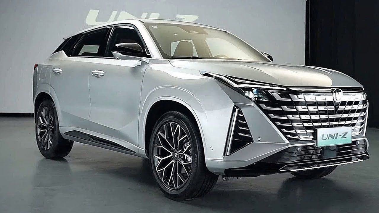 Кроссовер Changan Uni-Z 2024 дебютирует с новой гибридной системой.