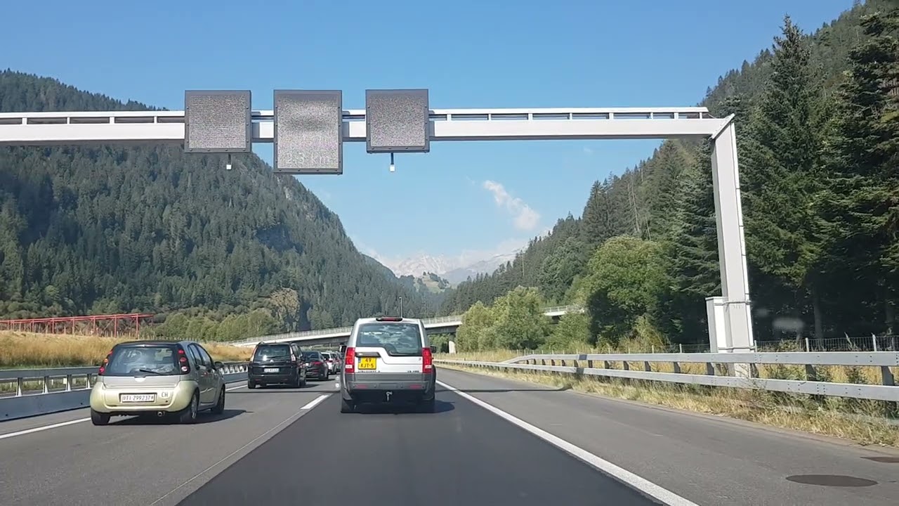 Svizzera.  E35 A2, Anzonico, Faido, Lavorgo, Carì, Chiggiogna, Quinto, a fine di Passo San Gottardo.