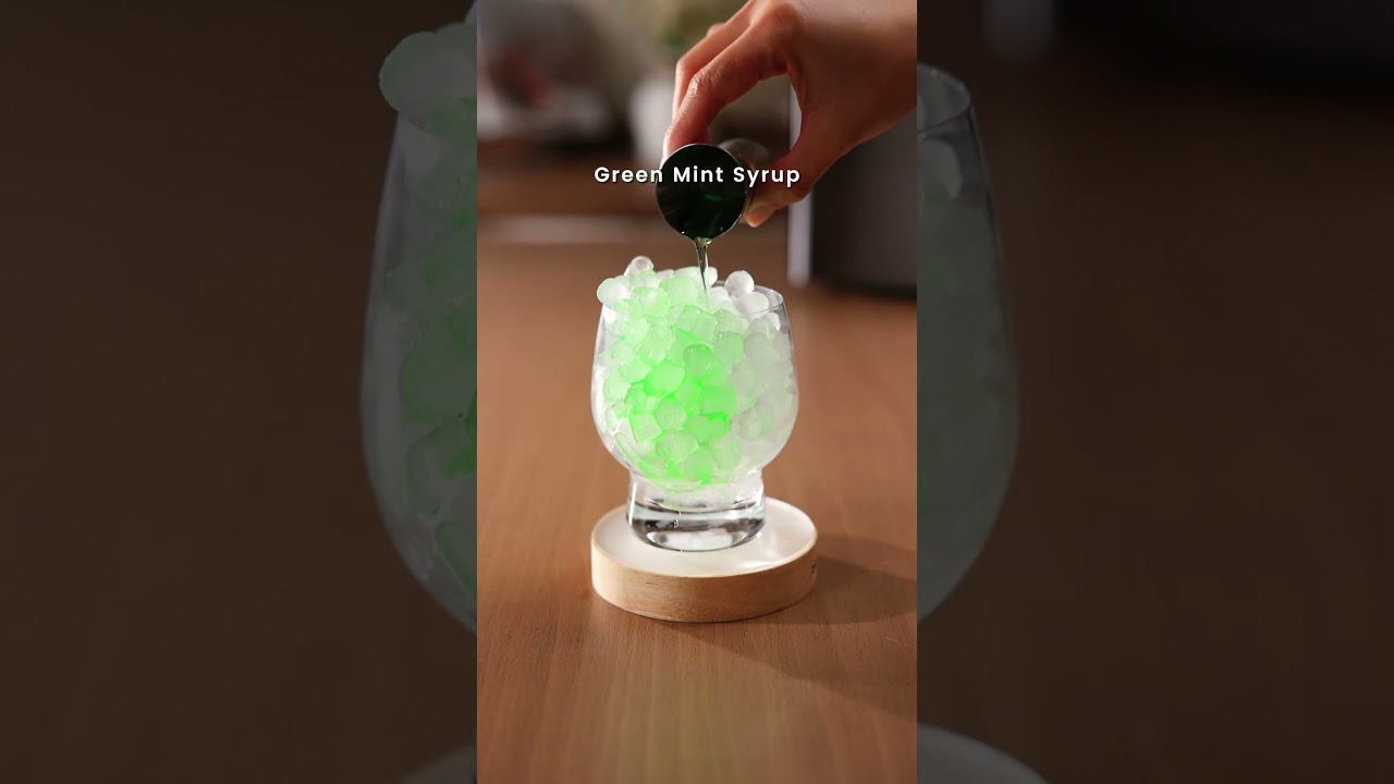 Cool Down with the Gevi Knova Gemi Nugget Ice Maker | Mint Fizz Recipe with Mint Syrup, Soda & Lemon