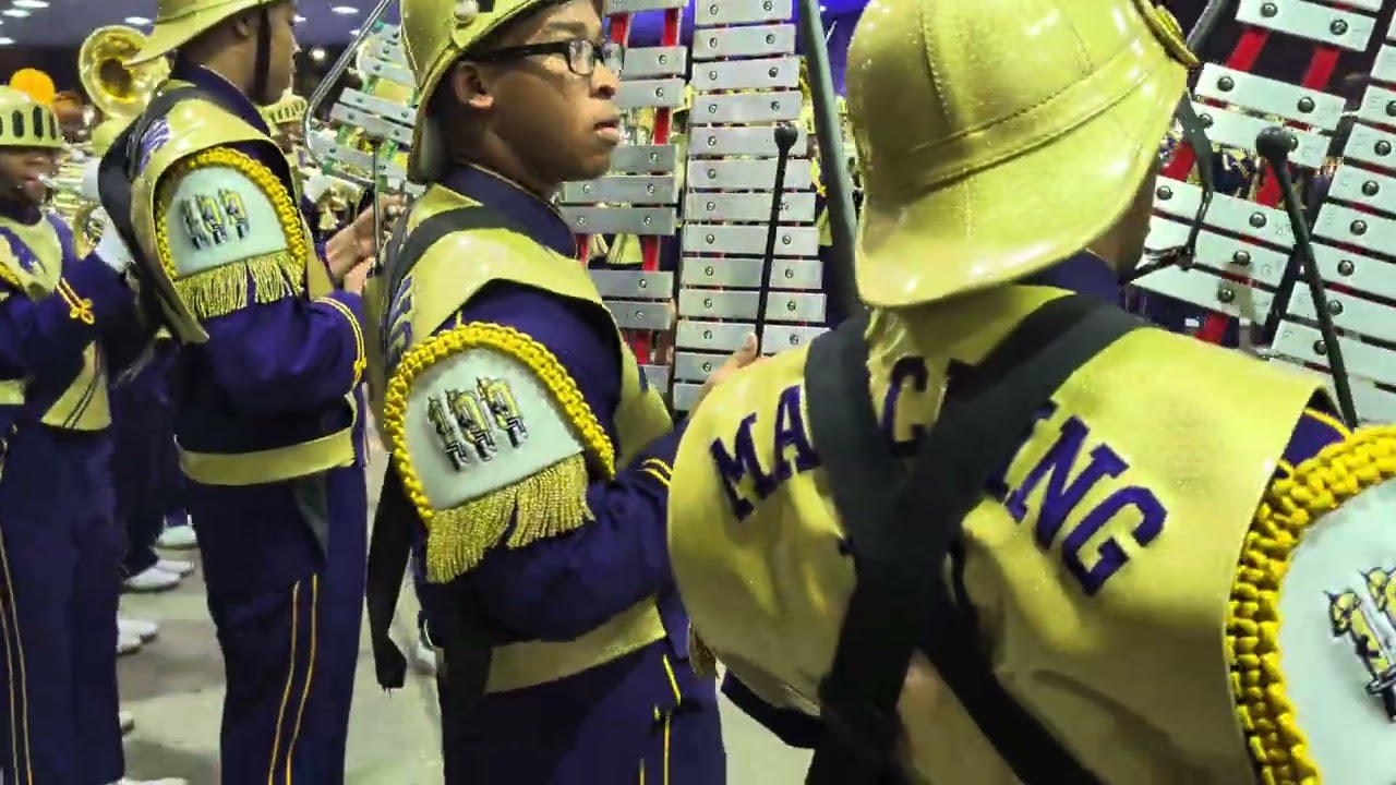 St. Augustine High School inside the Lord & Taylor tunnel Endymion 2026