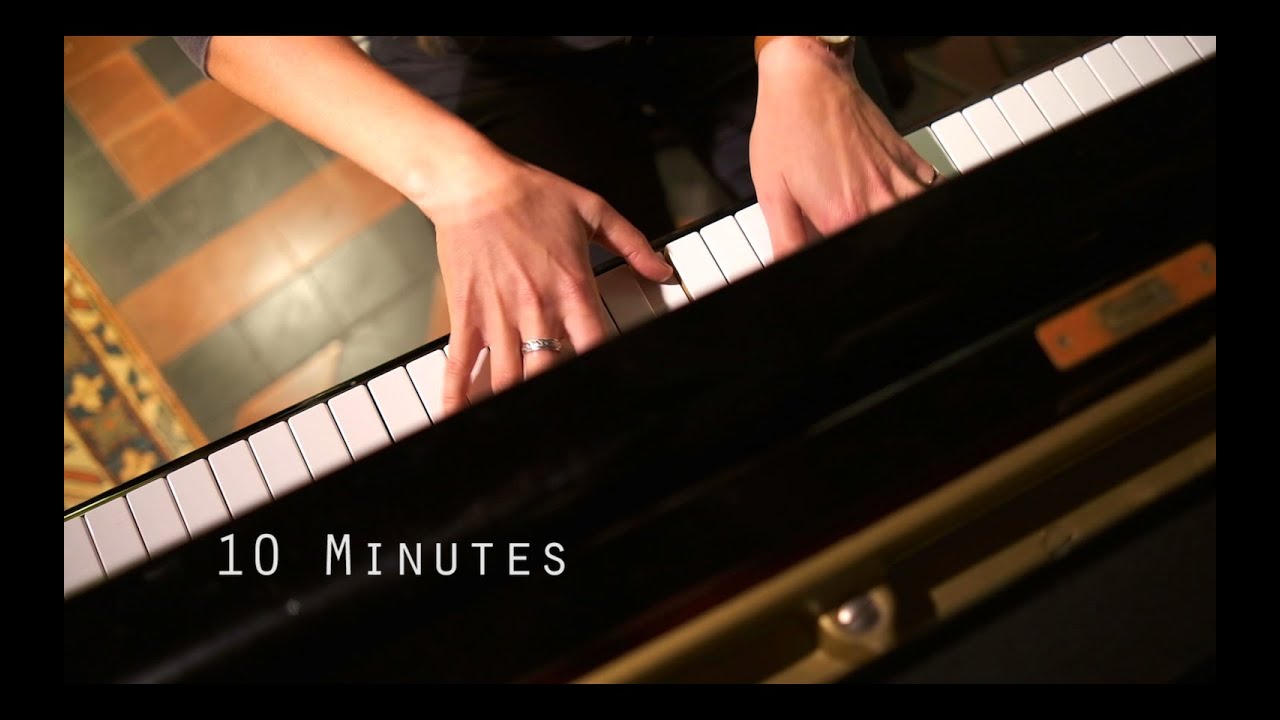 Mae Karthauser | 10 Minutes