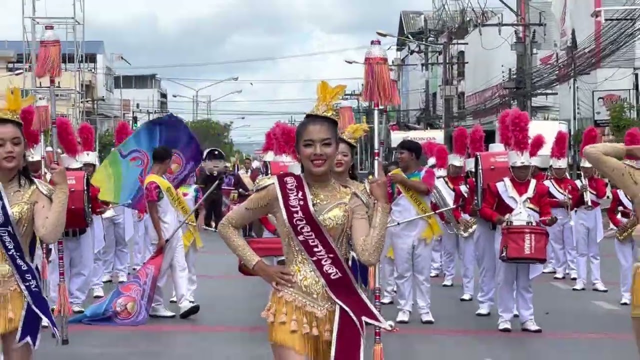 โชว์หน้าห้างไทยสมบูรณ์@thecvband
