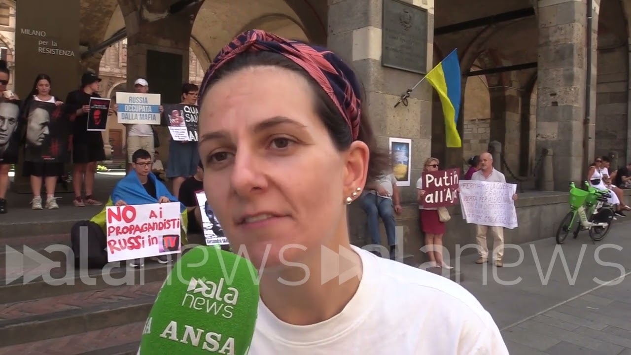 Milano, manifestazione anti-Putin della 