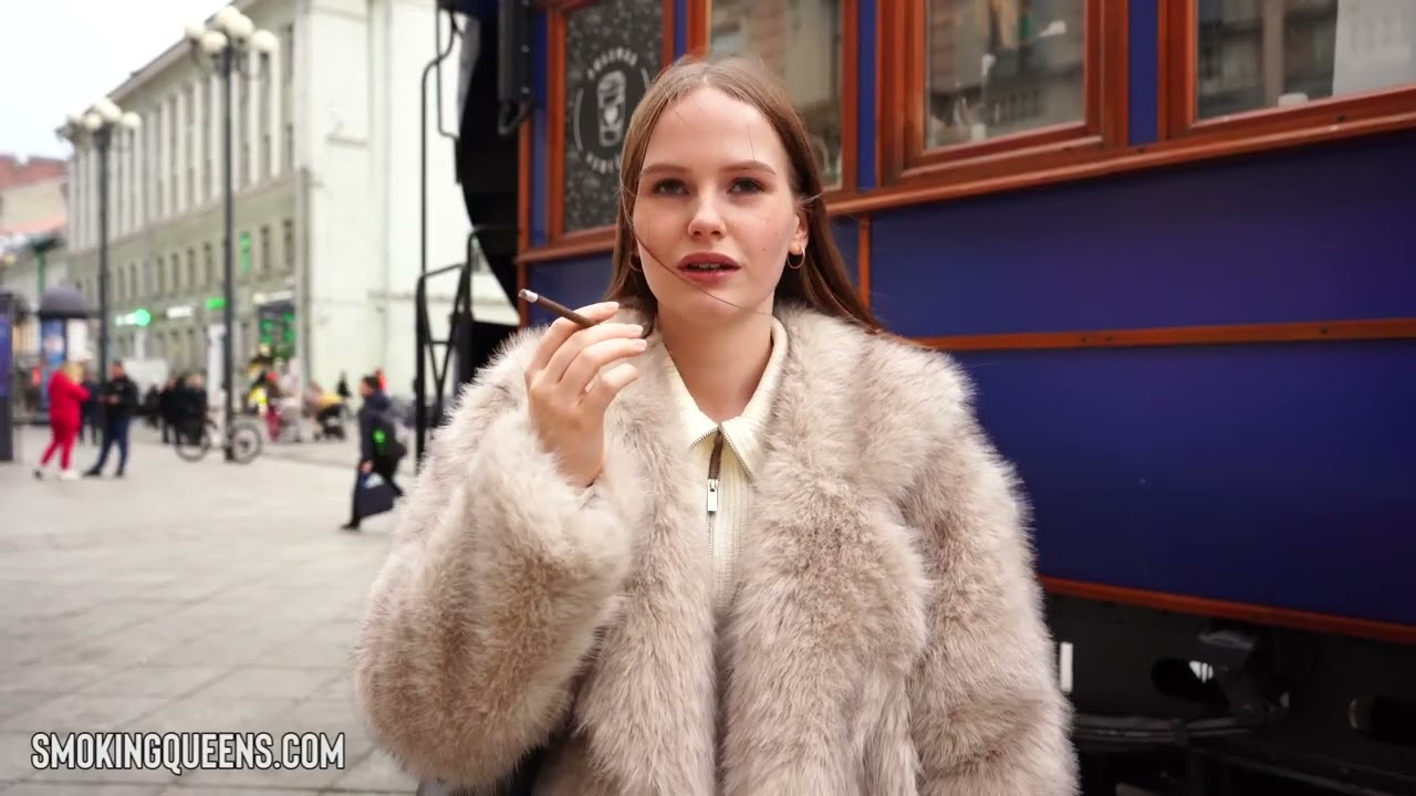 [New Season] Smoking Fetish Girl is smoking cigarette 90