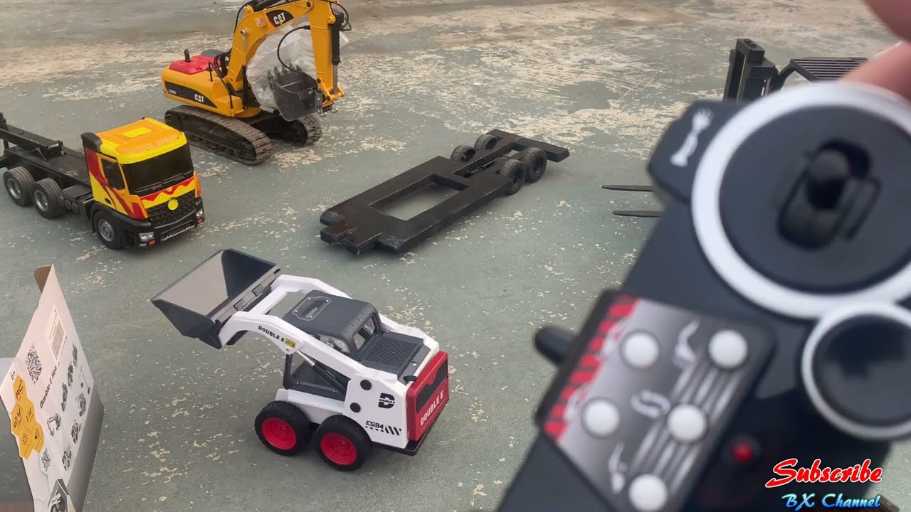 Unboxing RC Skid Steer Loader 1/4 Scale