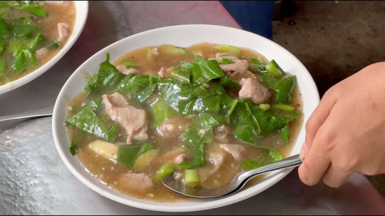RAD NA | the most underrated Thai noodles | 🇹🇭 Food