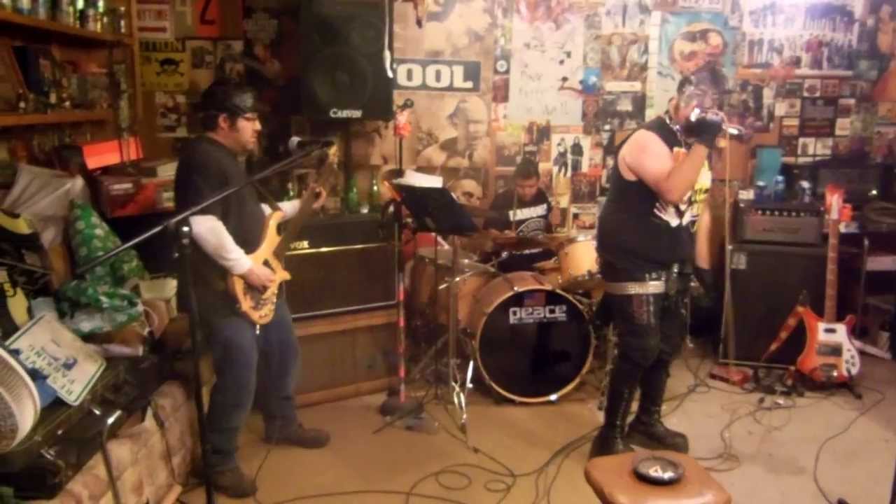 ScaryJerry And The Cochinos - Anything Anything (dramarama cover)