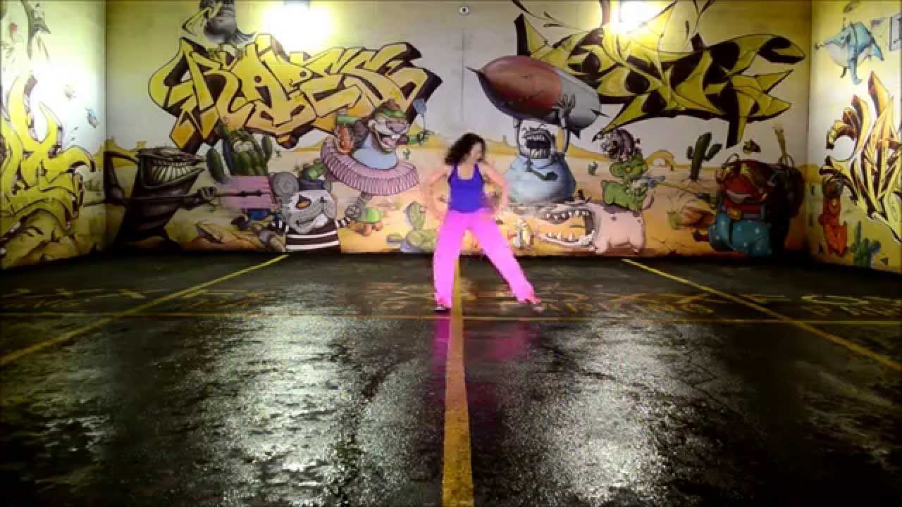 [VIDEO] Zumba + Evanescence = Bring Me To Life