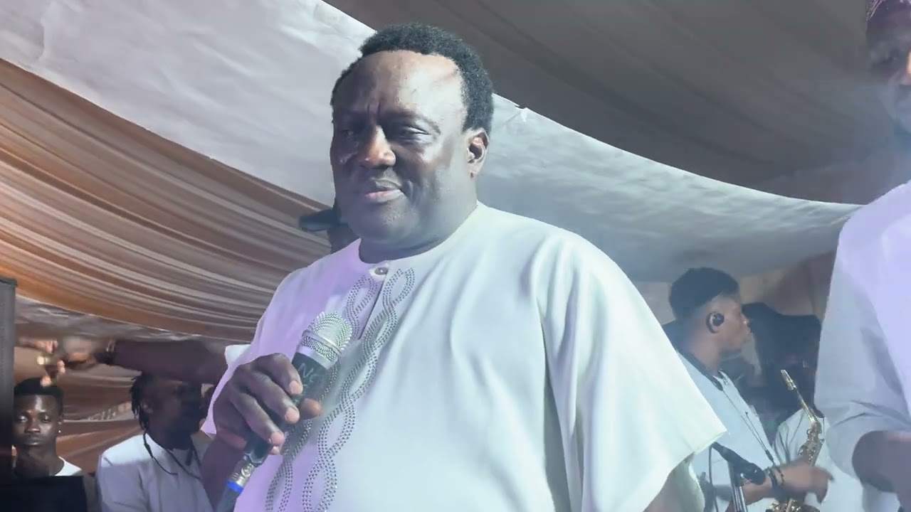 King  Dr Saheed Osupa Live @ Wedding Ceremony 