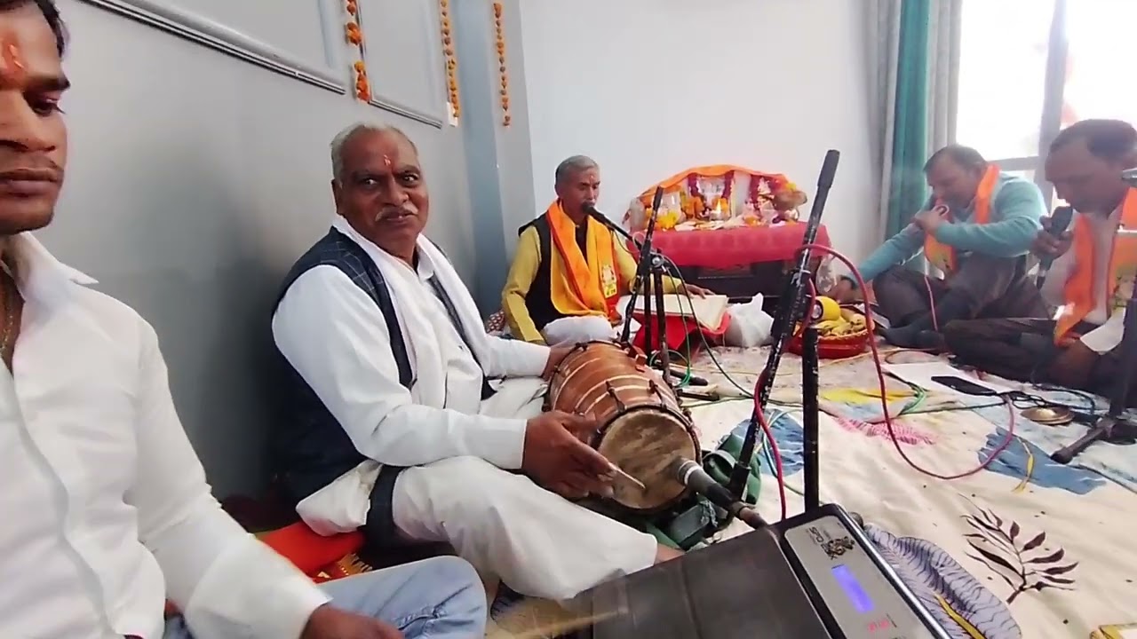 सुंदरकांड पाठ सिसोदिया परिवार नोएडा स्वर प्रमोद मिश्र संपर्क सूत्र:8279315313