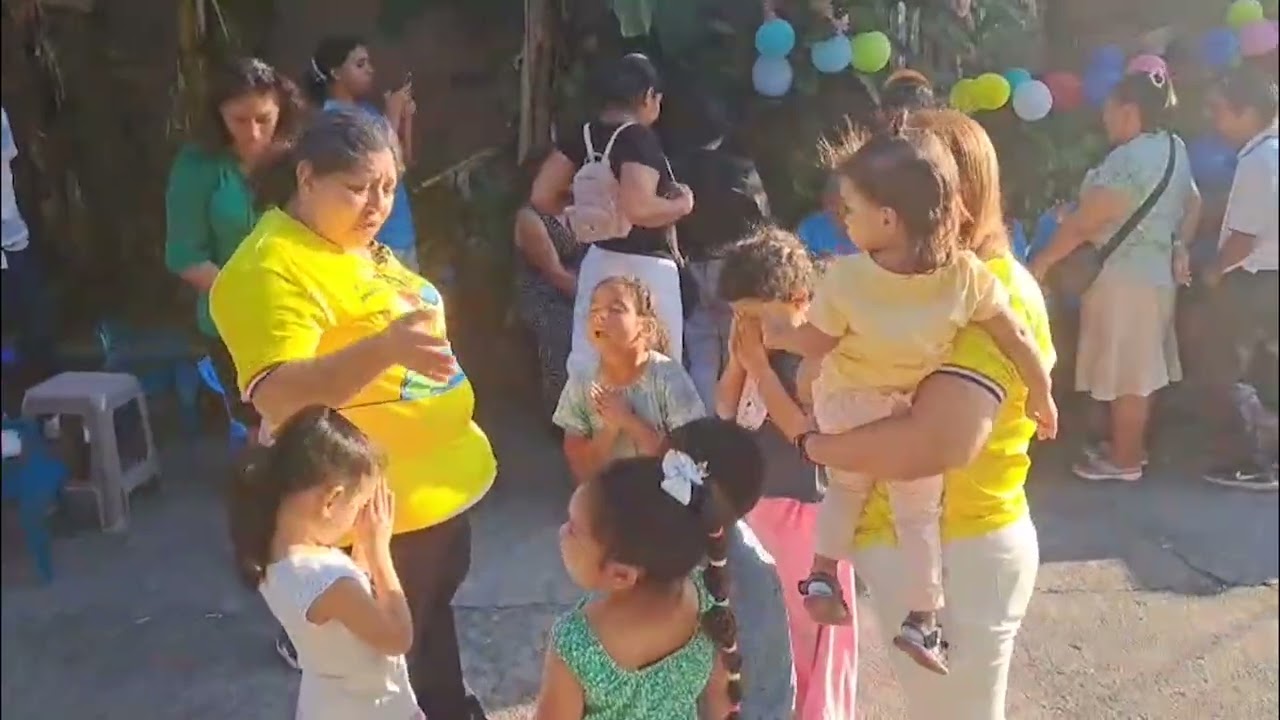 Orando por los niños Evangelismo Cuscatancingo 15/2/2026