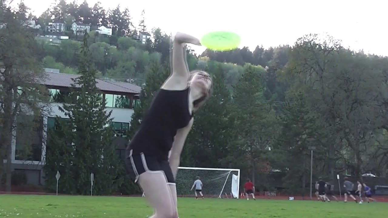 How To Rim Delay a Freestyle Frisbee
