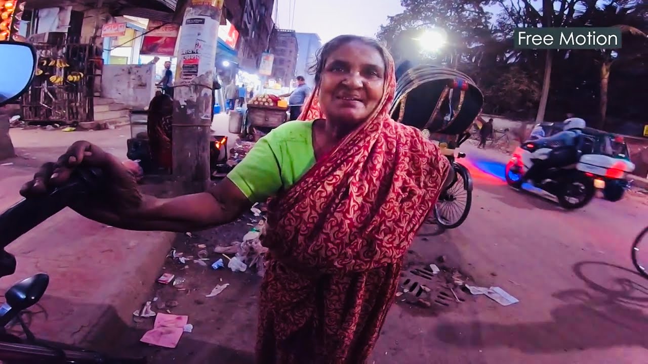 পলিথিন দিয়েই চলছে জীবন !