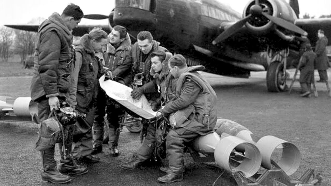 German Engineers Opened Captured Norden Bombsight&mdash;Then Admitted It Was 10 Years Beyond Their Tech