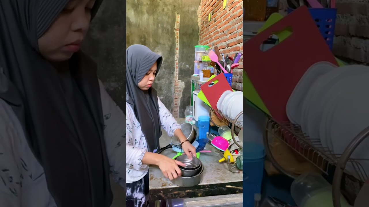 Makan bakso di siang hari sebelum berkegiatan yg super bnyk bgt
