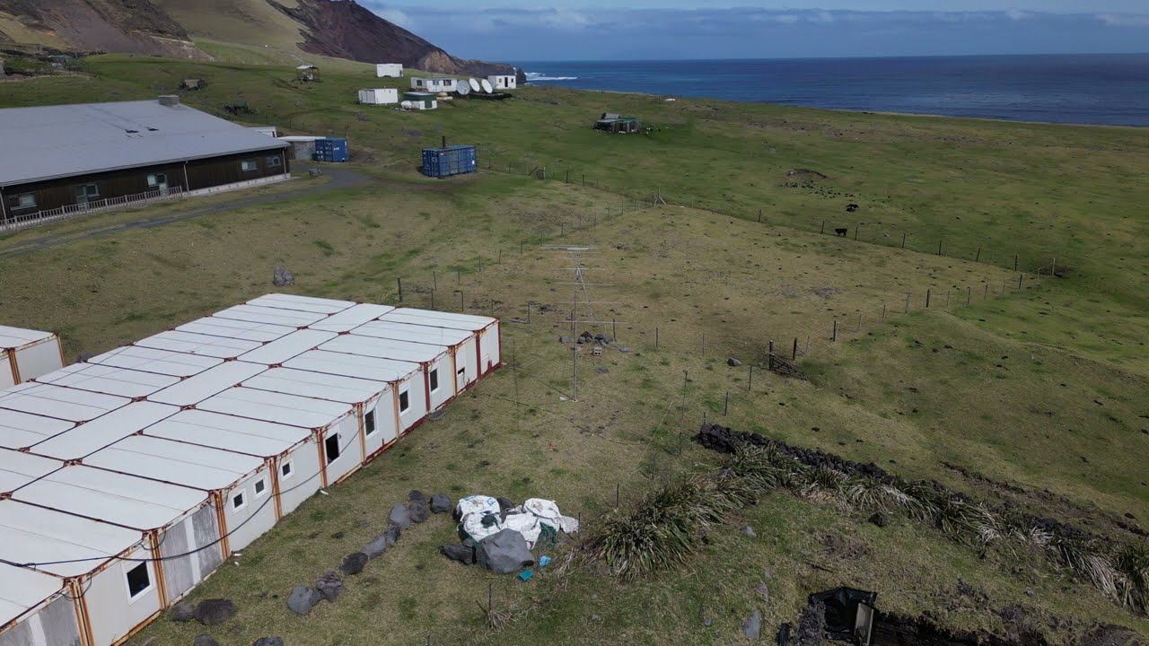 ZD9GJ 6m EME yagi in Tristan da Cunha