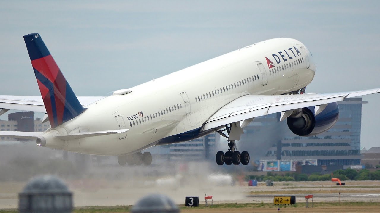 Gust Front and Windshear Wreaks Havoc on MSP Airport Operations