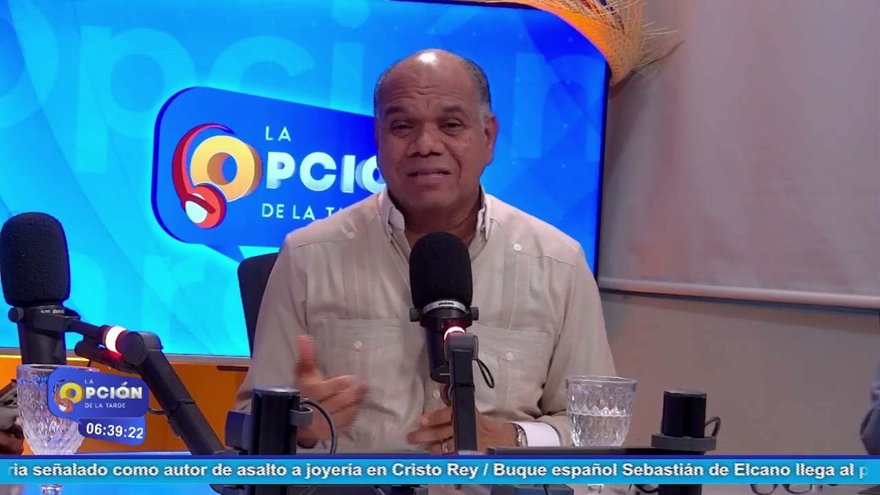 El abandono en las escuelas: empleados ganando 10 mil pesos | La Opción Radio