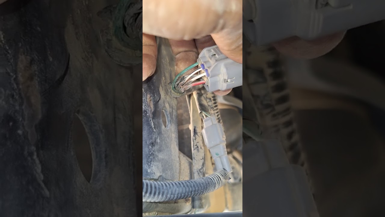 تويوتا شاص موديل ٢٠٢٠ مشكلة التماس ظفيرة كهرباء  نور اسطبات و فرامل تم الاصلاح