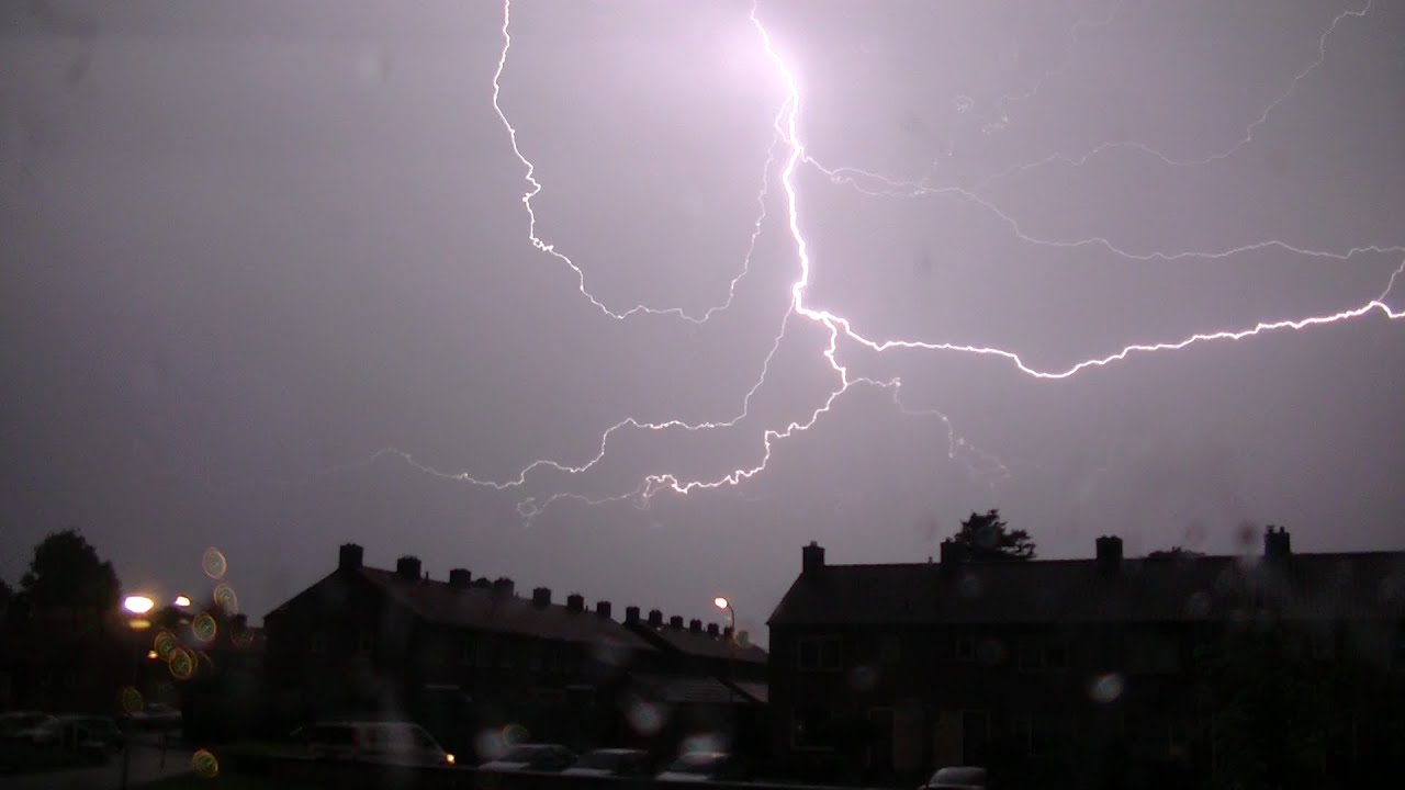 Onweer/noodweer/thunderstorm part 2/3 - 20 mei 2012 Het onweer / HD