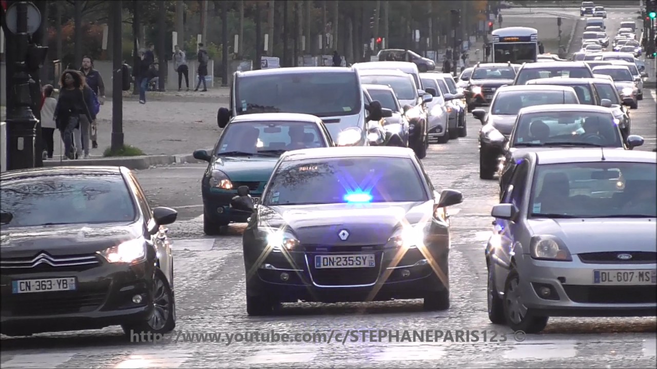 Unmarked car of the French government responding .