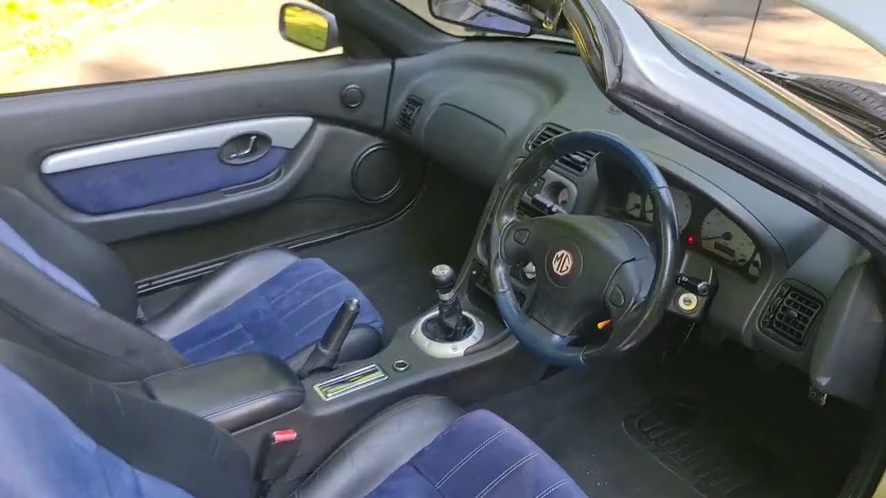 Let's look! MGTF 135 SPARK inside.