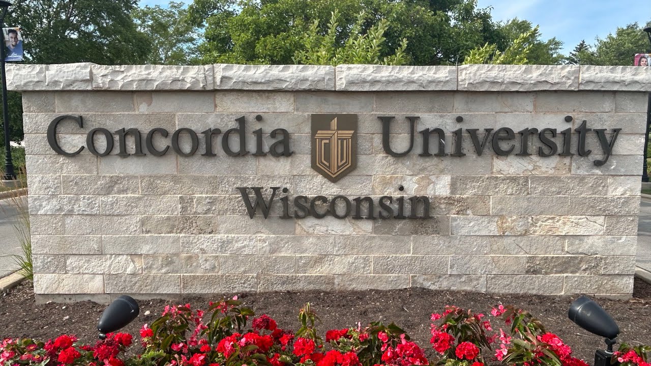 Concordia University College Campus Walk-around Tour - Lake Michigan Bluff Tour - Mequon, WI