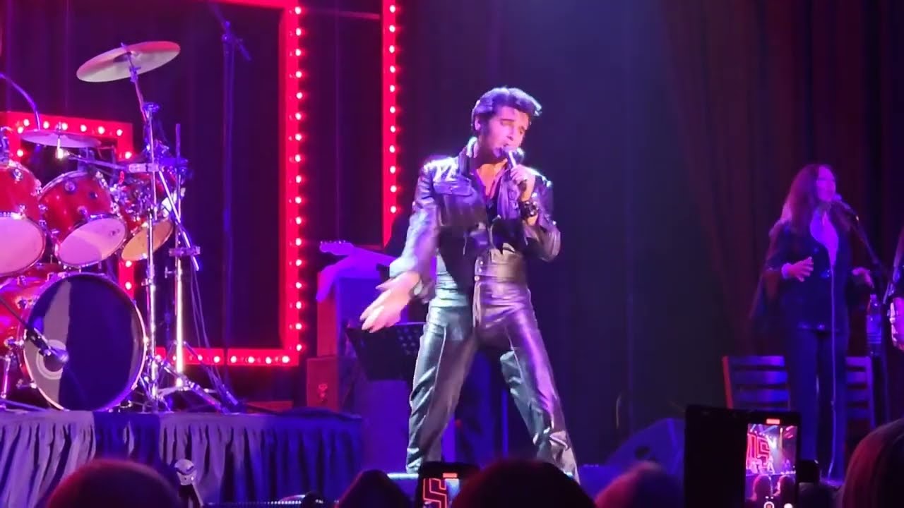 ELVIS WEEK 2023~Dean Z singing 'If I Can Dream'