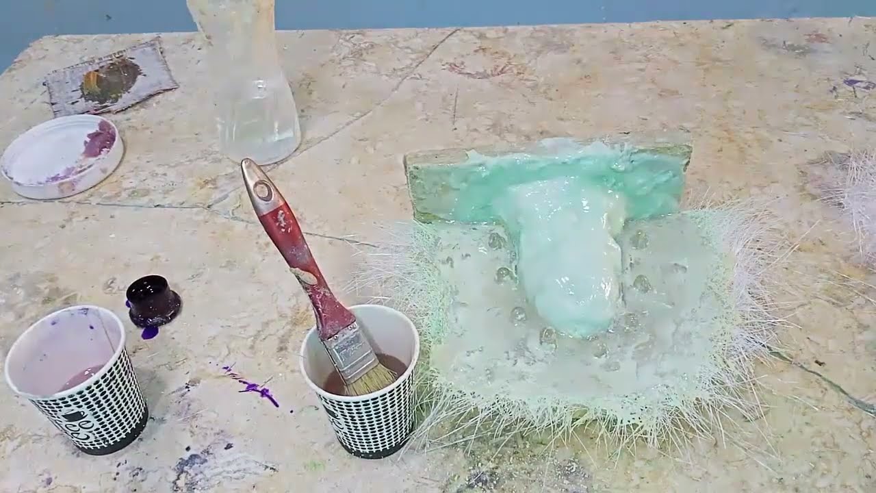 صناعة التحف الفرعونية فوق السيليكون