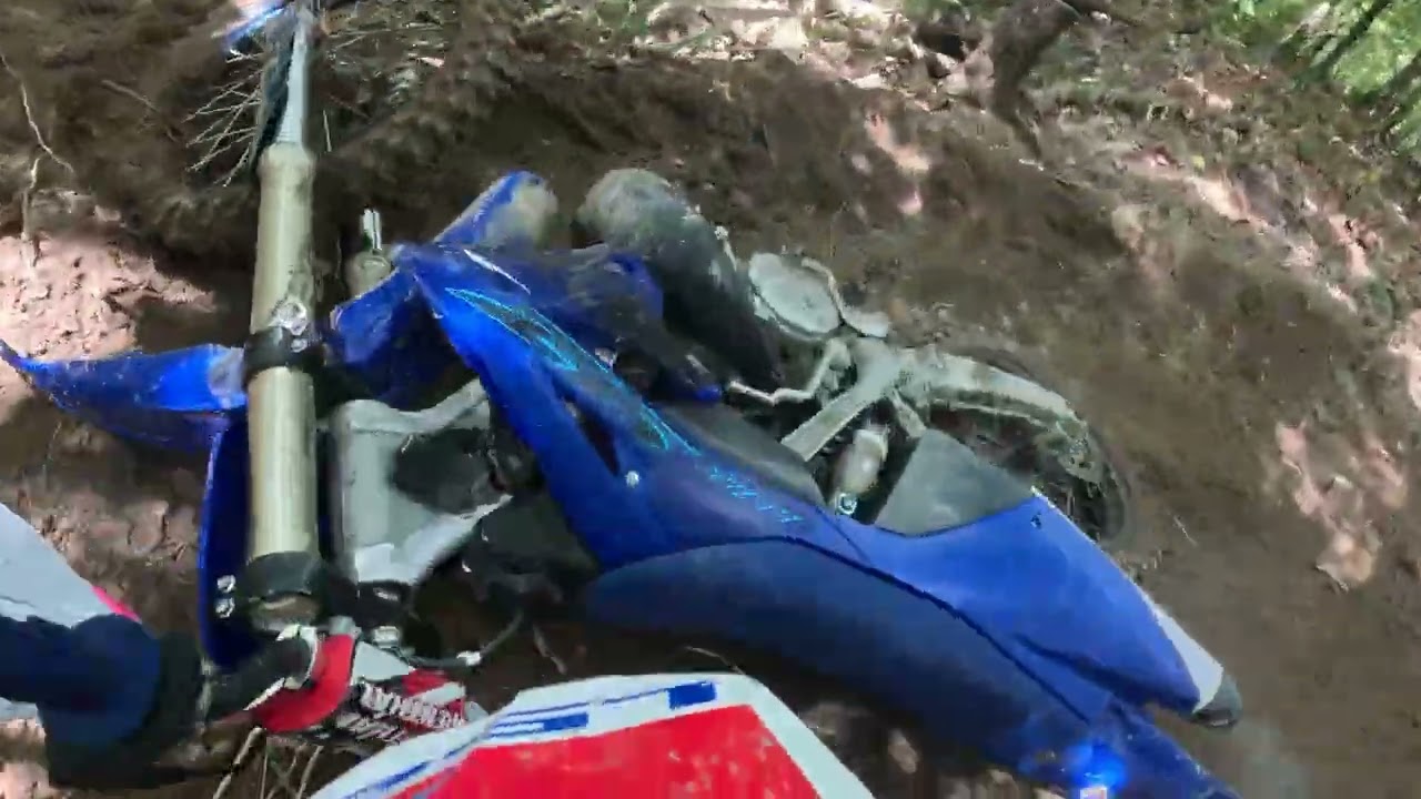 Beginner's Do Their First Hare Scramble (It Doesn't End Well)