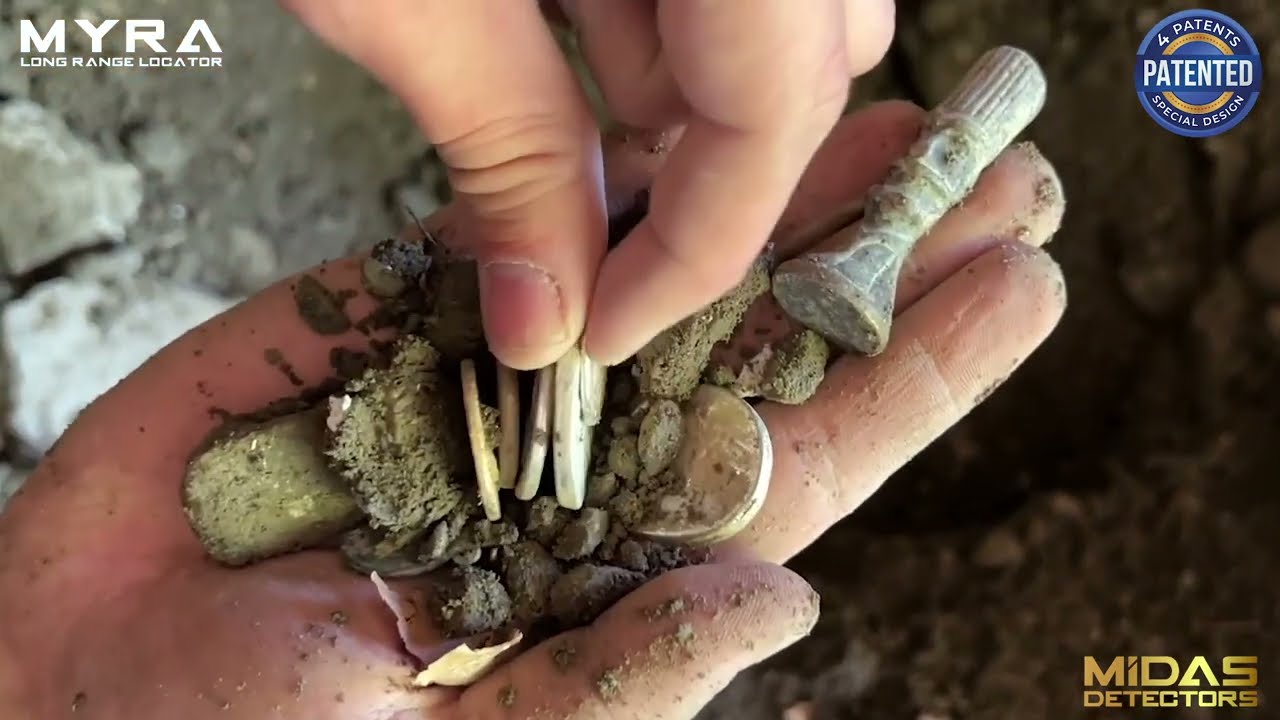 Real Treasure Hunt by Long Range Locator Found Lost valuables treasure