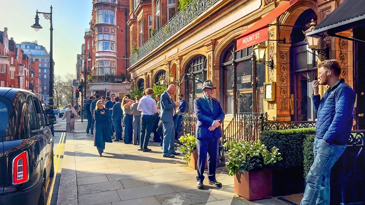 London Sunny Day Walk 2026 ☀️ Luxury Mayfair & Berkeley Square Tour | 4K HDR ASMR