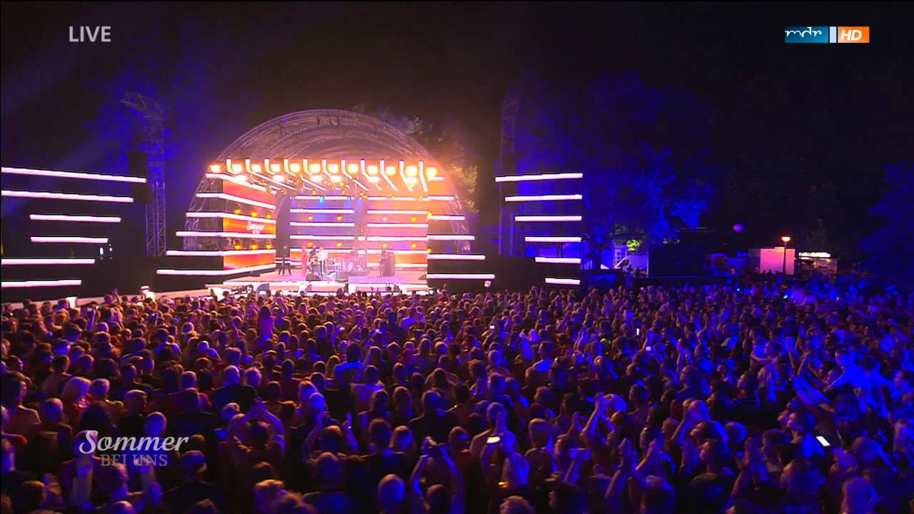 Marlon Roudette - When The Beat Drops Out & Everybody Feeling Something (Musik & Feuerwerk - 2015)