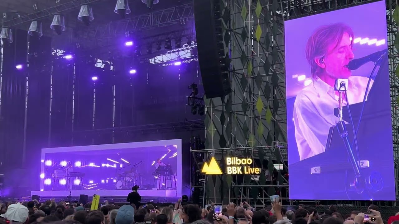 AIR - All I Need & Kelly watch the stars (Live), 11.07.2024, BBK Live, Bilbao