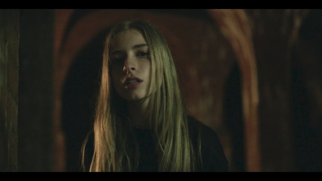 ANGEL!NA - im my worst enemy (vide000)