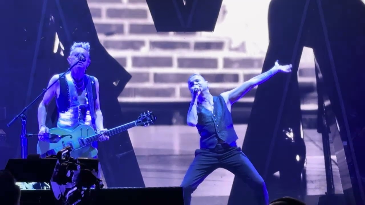 Depeche Mode - Ghosts Again (Live) 4K