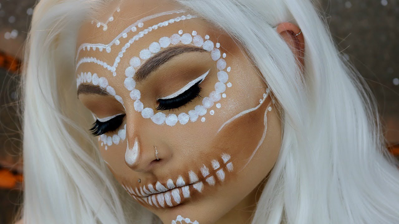 Урок макияжа на Хэллоуин в стиле белого сахарного черепа | Хэллоуин 2018 | Beautybyjosiek
