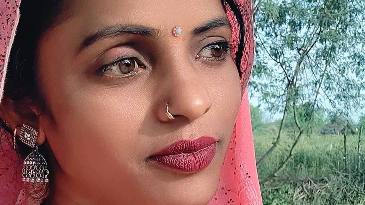 राधा कृष्णा लाइव है!