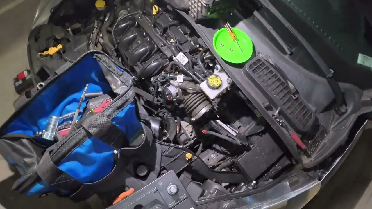 2018 ford escape 2.5L battery replacement