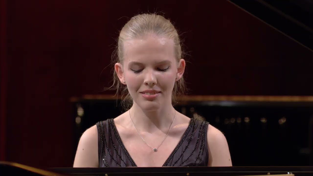EVA GEVORGYAN – third round (18th Chopin Competition, Warsaw)