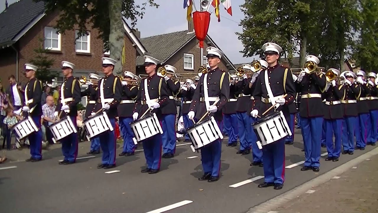 K&G Leiden - Mercury - Bloemencorso Zundert 2014